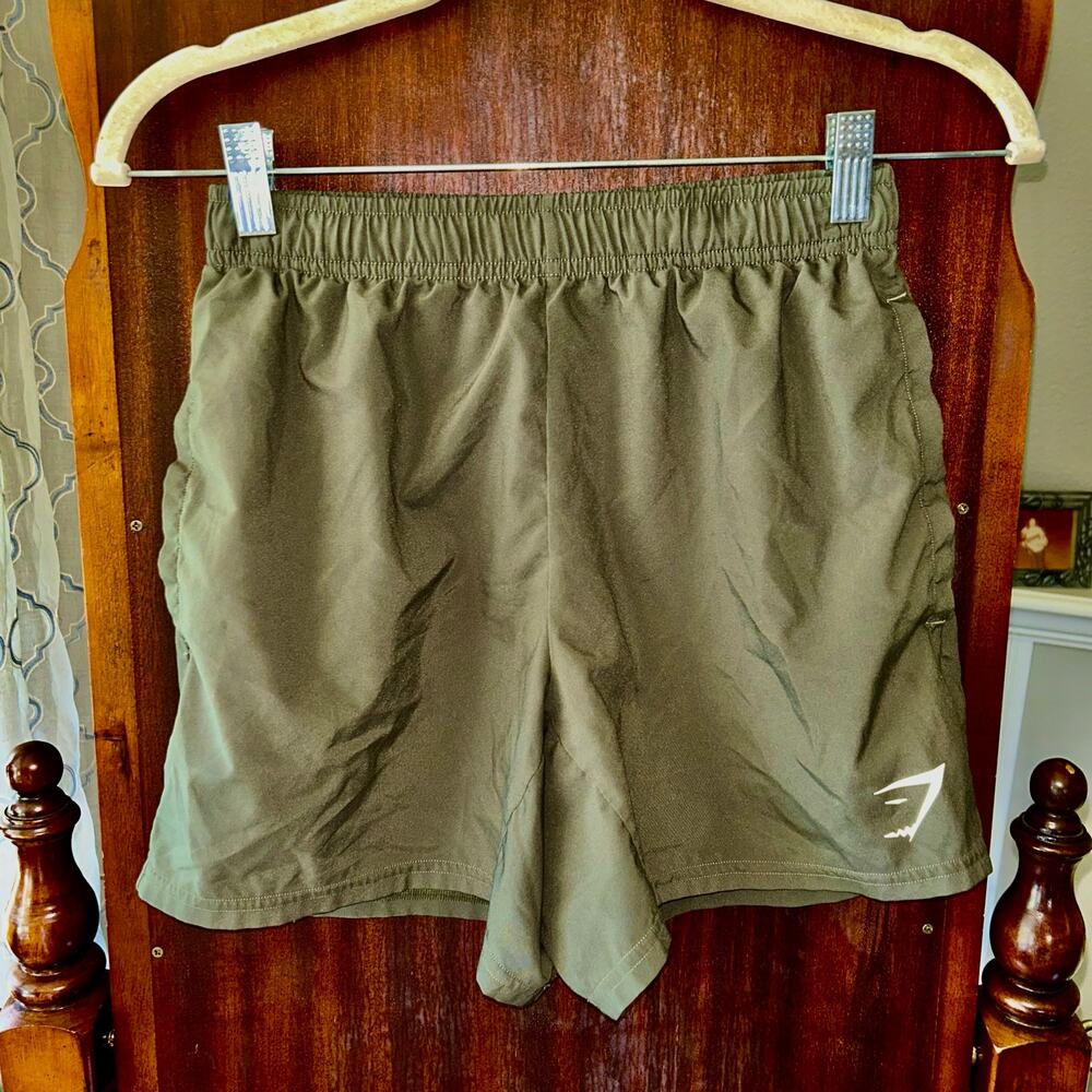 Gymshark ARRIVAL 5" SHORTS green men’s XS